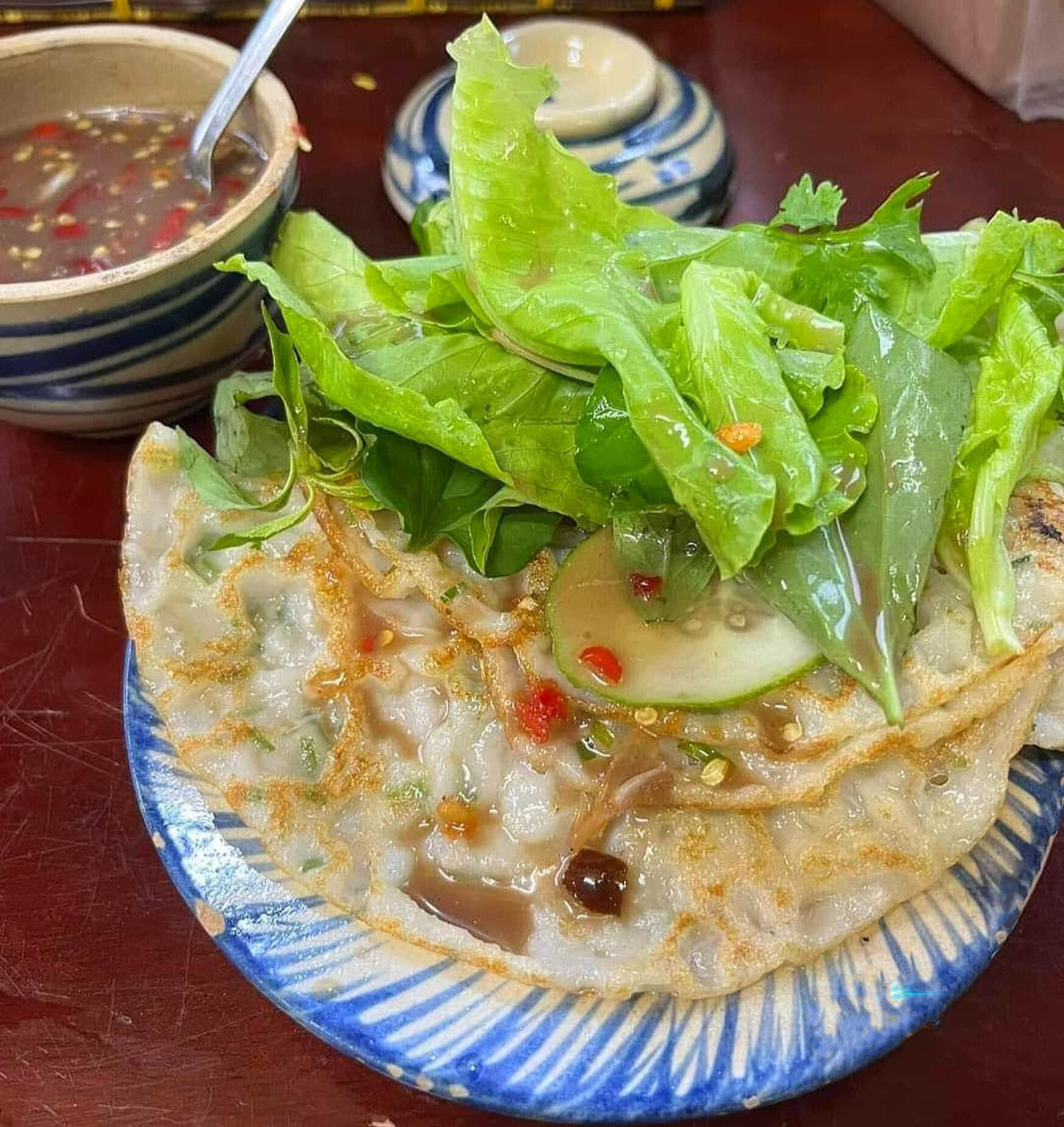 dac-san-banh-xeo-quang-ngai-1