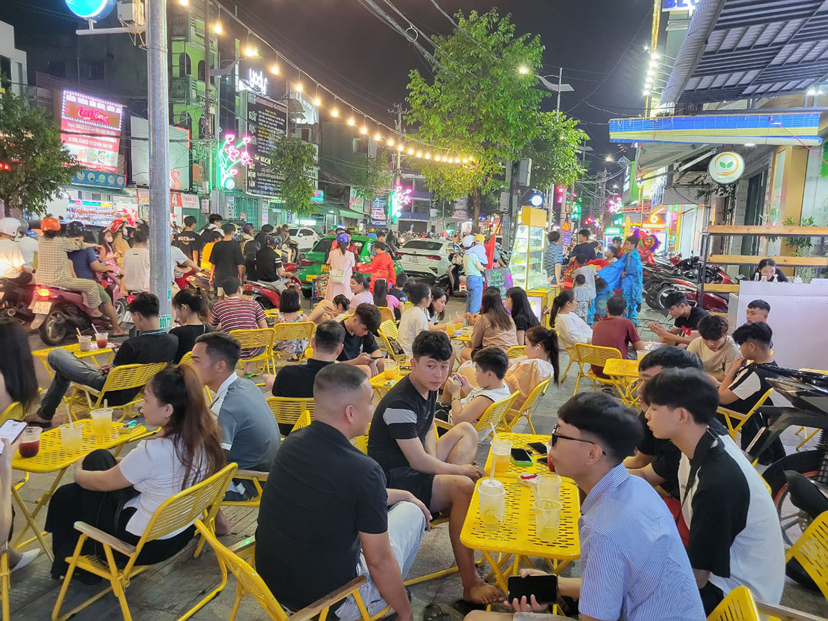 Khai trương tưng bừng tại Quán CÀ PHÊ - ĐIỂM TÂM 22 4 khai-truong-tung-bung-tai-quan-ca-phe-diem-tam-22