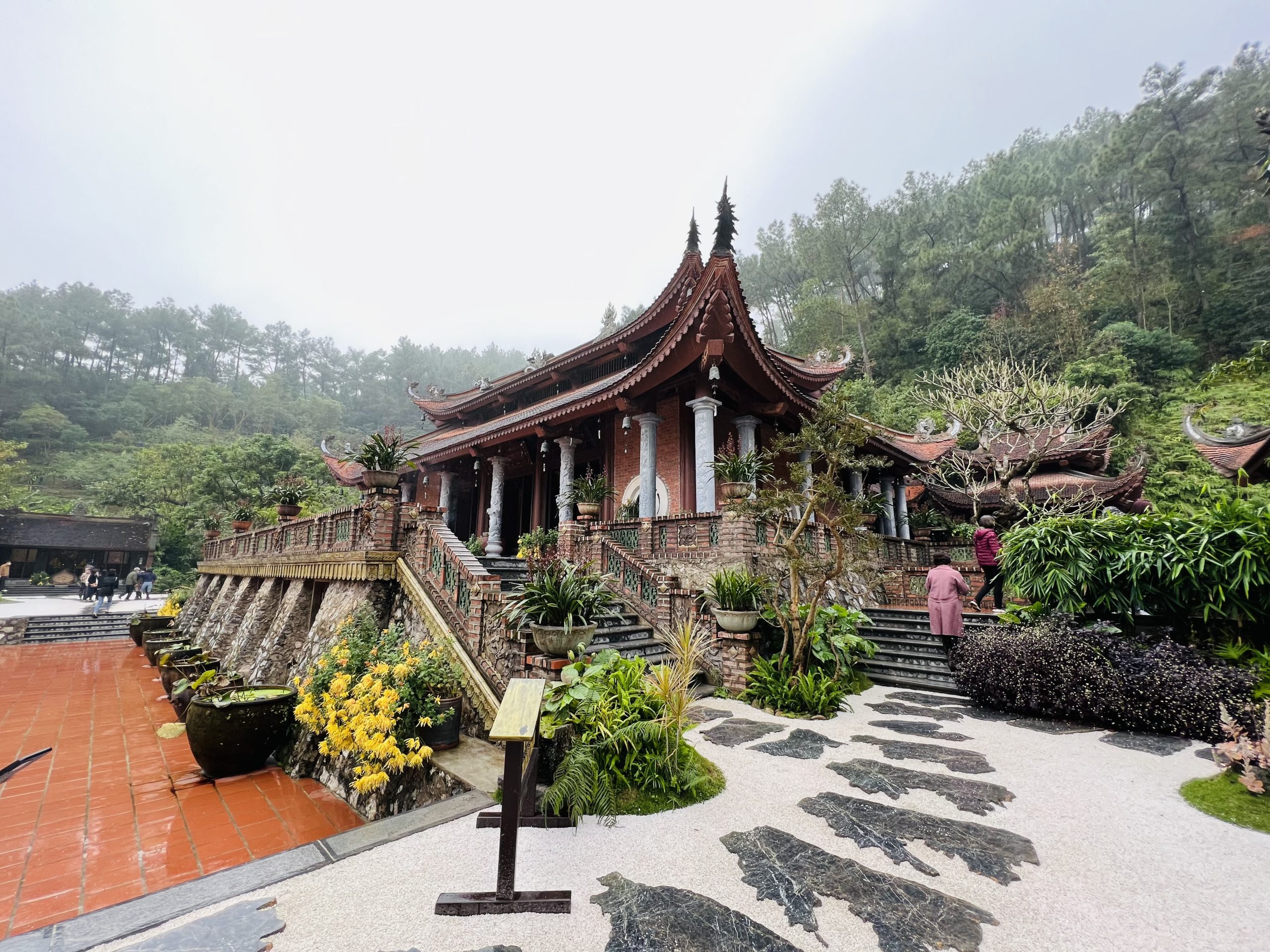 Chùa Địa Tạng Phi Lai Tự