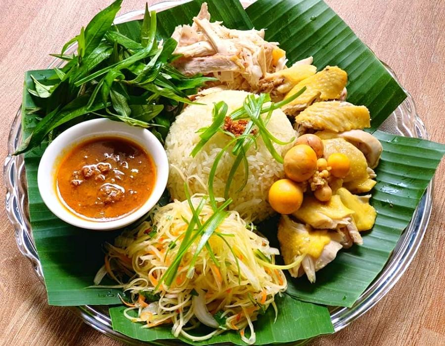 Cơm gà xé Hội An 3 Cơm gà xé Hội An
