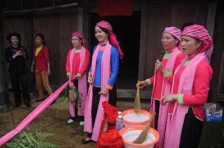 Dân tộc Giáy