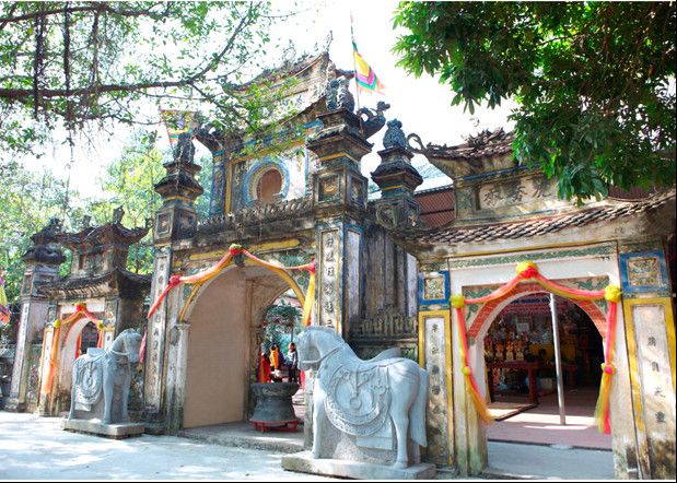 Du lịch và văn hóa tỉnh Hà Nam 8 Đền Lảnh Giang - Điểm đến du lịch văn hóa tâm linh nổi tiếng của Hà Nam