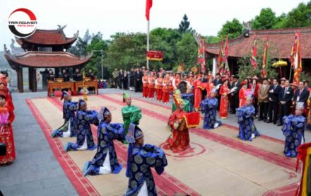 dinh-nghia-cung-khan-vai-va-lay