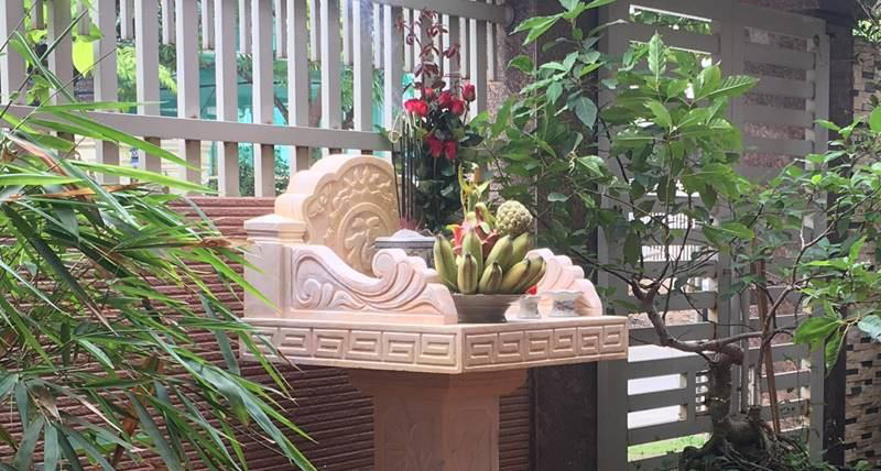 Cách đặt bàn thờ thiên ngoài trời
