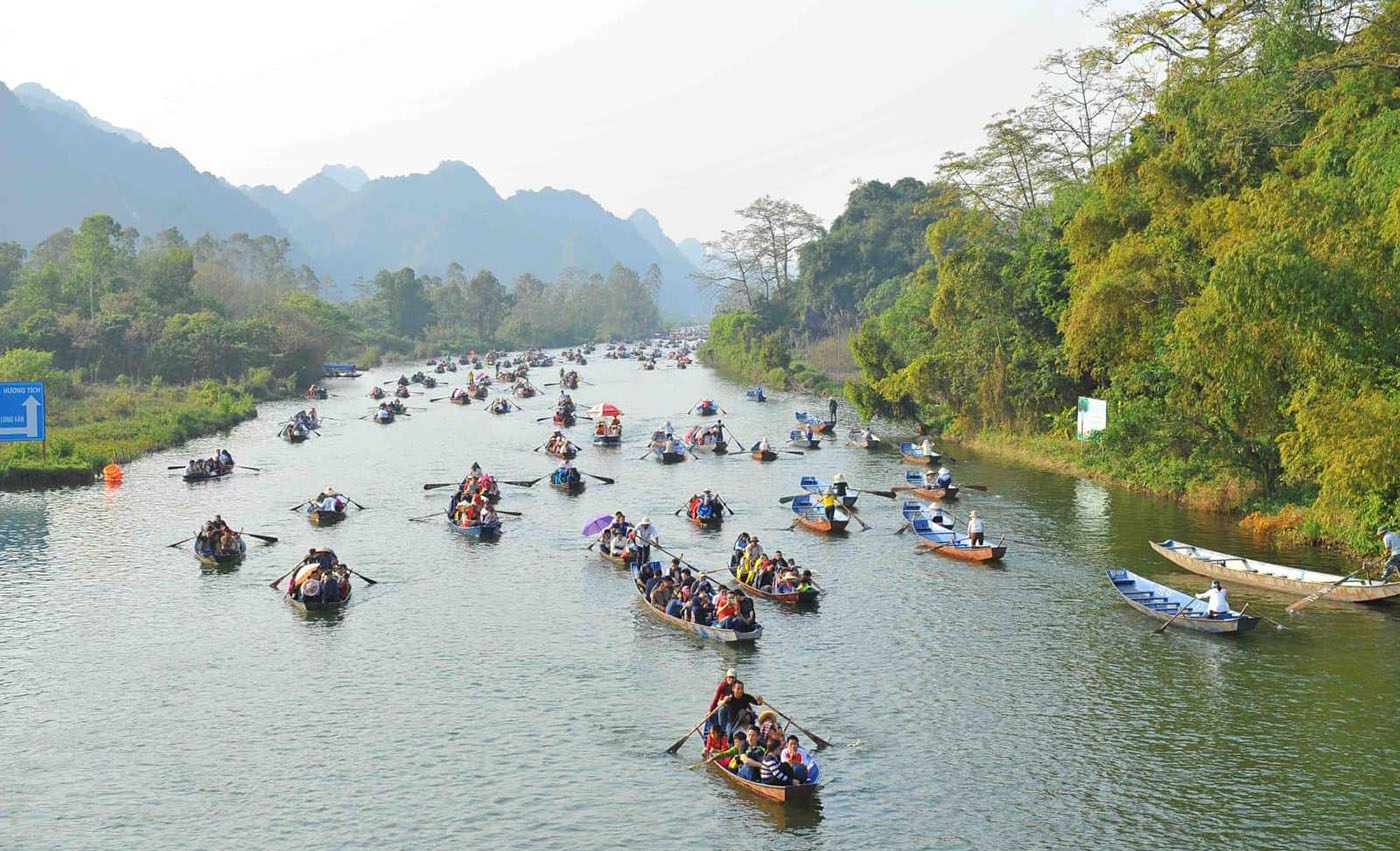 Chùa Hương Hà Nội - Khám phá lịch sử, kiến trúc, du lịch
