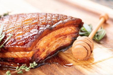 Thịt heo chiên giòn tẩm mật ong
