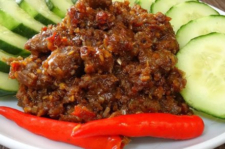 Thịt kho mắm ruốc sả