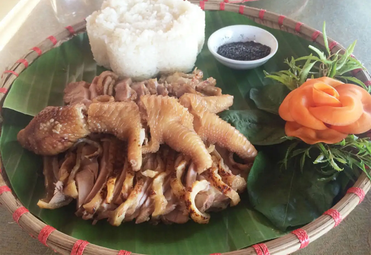 Đặc sản Gà Đông Tảo Hưng Yên