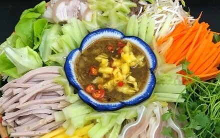 mon bun mam nem thit luoc da nang 2